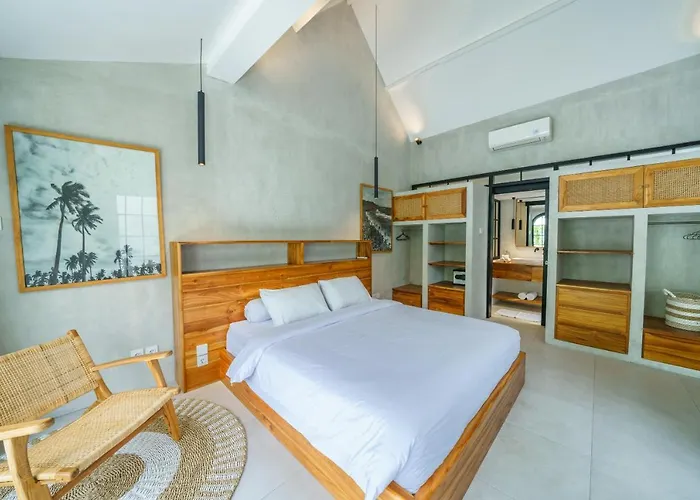 Mellow - Lovely 2 Bdr Close To The In !